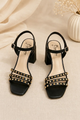 Nyra | Black
