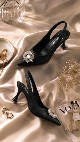 Stella | Black